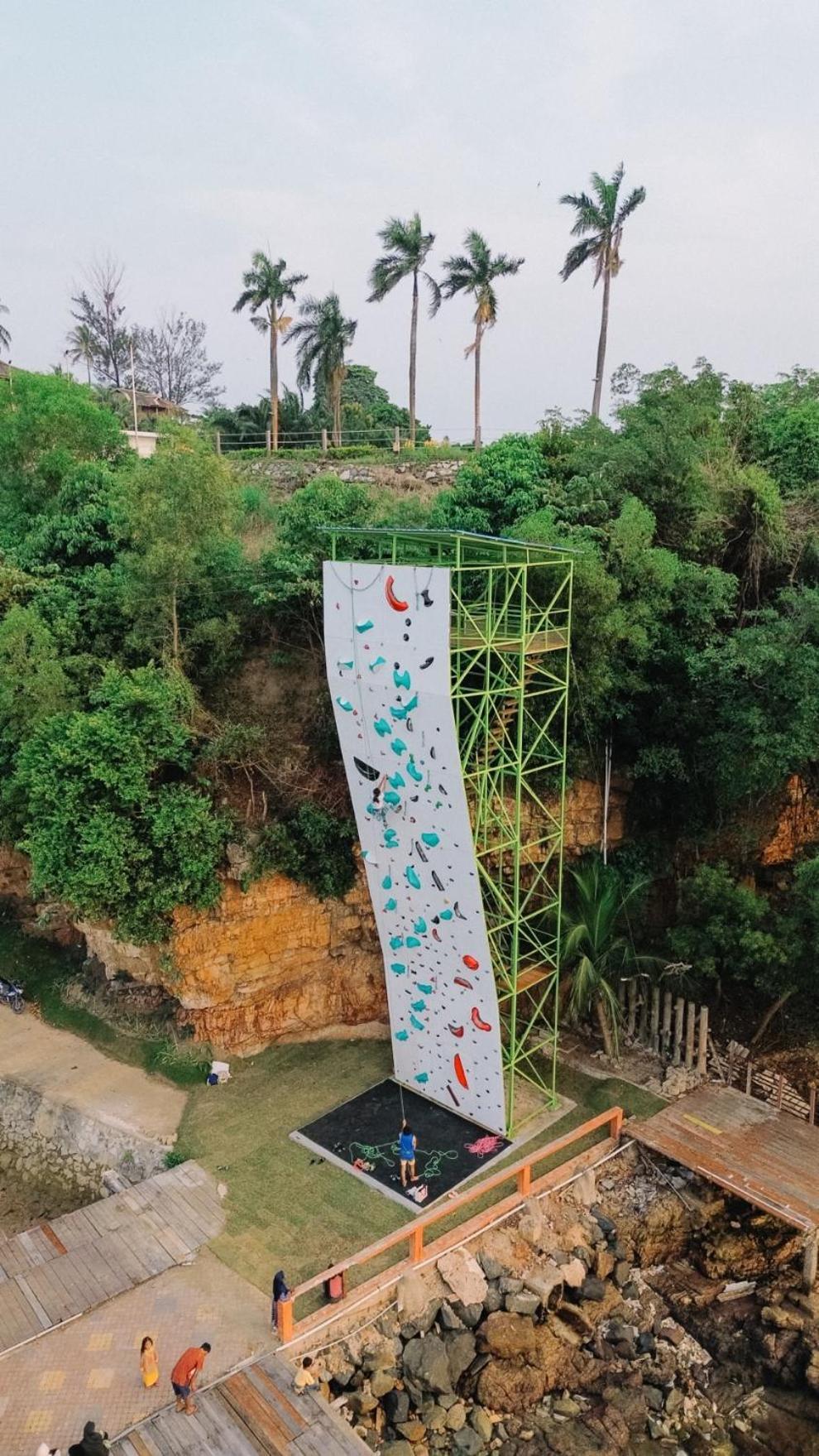 Ktm Batam Resort 4*
